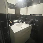 Baudouin Frontieres, Belges Et A Proximite Du Site Google St Ghislain Nyaraló *