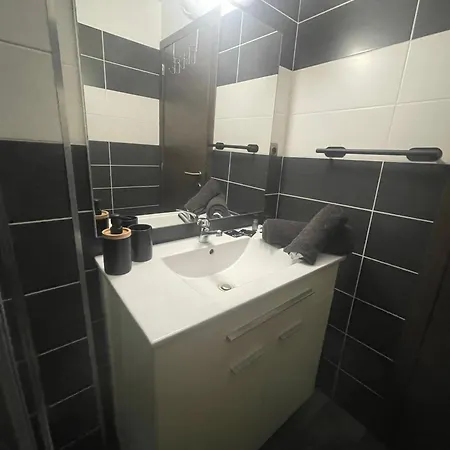 Résidence Baudouin Frontières, Belges Et à Proximité Du Site Google Dour Casa vacanze *